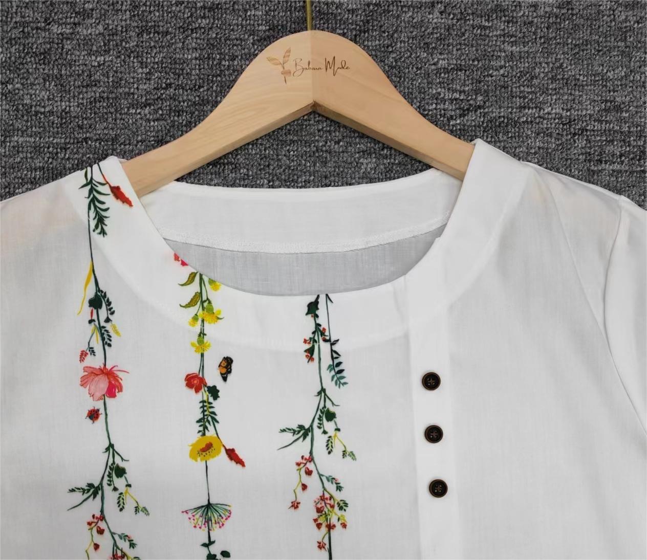 FallStil® - Weißes Floral Vine Kurzarm-Top mit Rundhalsausschnitt