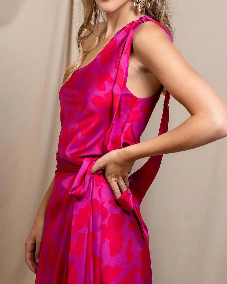 One-Shoulder-Kleid mit Krawattenprint