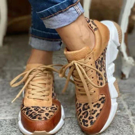 BEATRIZ - Leoparden-Keilschuhe