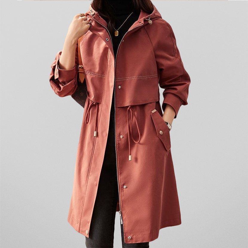 Crimson Elegance - Rote Damenjacke mit Kapuze